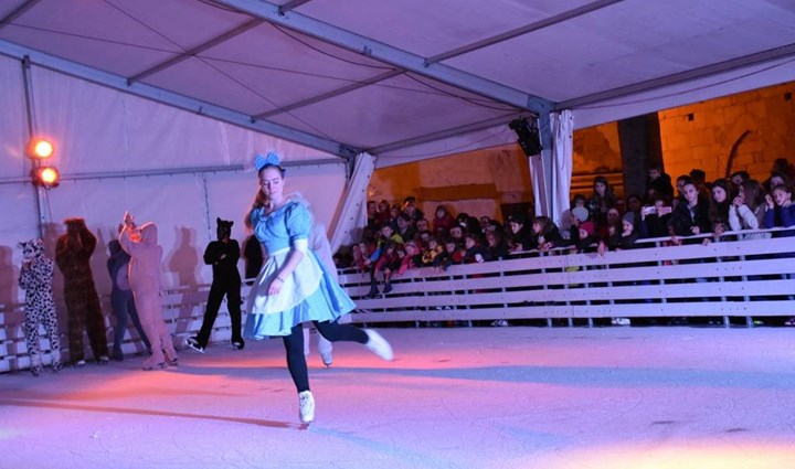  "Ein ungewöhnlicher Eiszauber" - Show auf dem Eis mit dem Eislaufclub „Medo“     6
